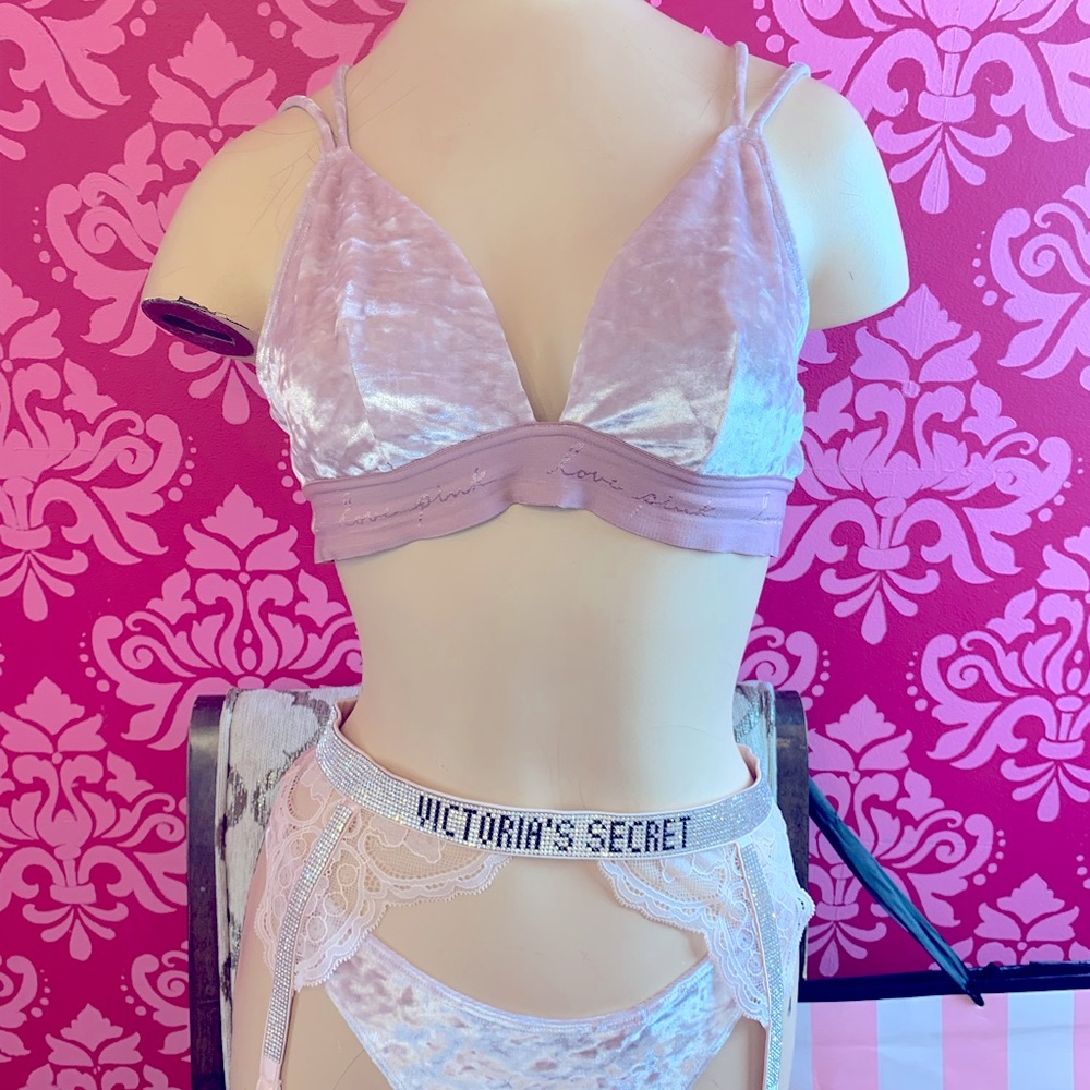 Victoria’s Secret PINK velour bralette size M